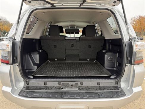 Used 2022 Toyota 4Runner SR5 image 30