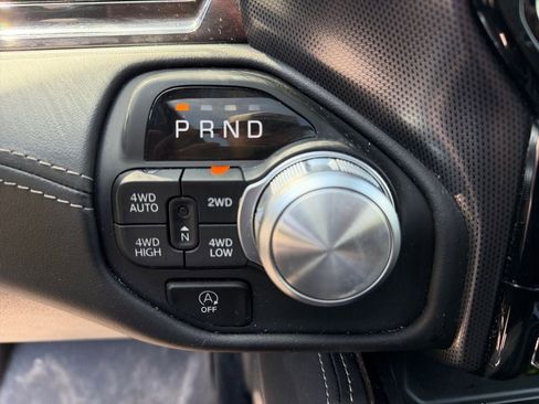 Used 2025 RAM 1500 Limited AWD/4WD image 23
