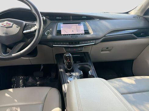 Used 2021 Cadillac XT4 Premium Luxury w/ Driver Awareness Package image 19