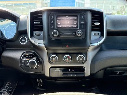 Used 2022 RAM 1500 Big Horn AWD/4WD image 26