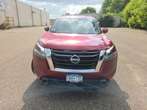 Used 2022 Nissan Pathfinder SV AWD/4WD image 1