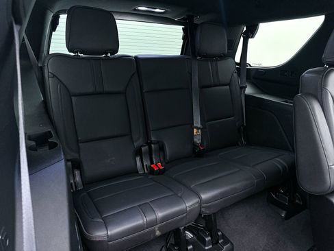Used 2024 Chevrolet Tahoe RST w/ Luxury Package AWD/4WD image 35