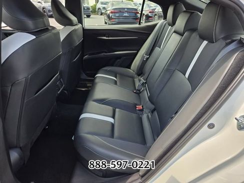 Used 2025 Toyota Camry SE FWD image 11