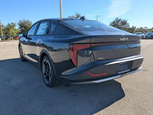 New 2025 Kia K4 EX image 7