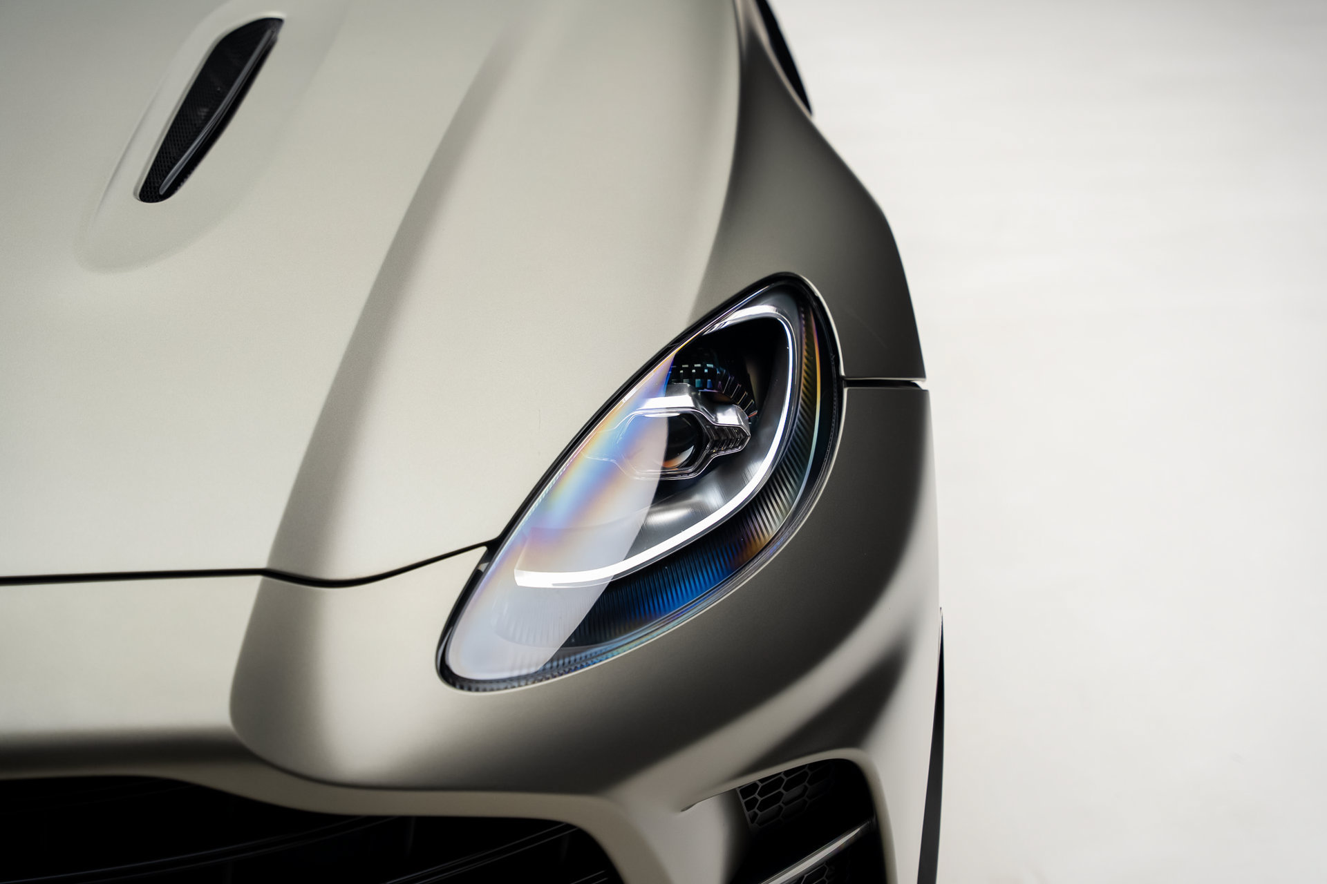 Used 2023 Aston Martin DBX 707 AWD/4WD image 11