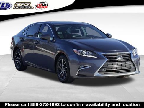 Used 2017 Lexus ES 350 w/ Luxury Package FWD image 1