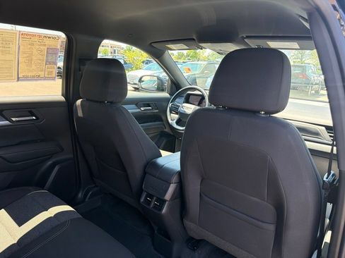 Used 2025 GMC Terrain Elevation AWD/4WD image 14
