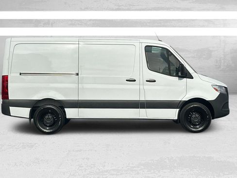 Certified 2025 Mercedes-Benz Sprinter 2500 image 3