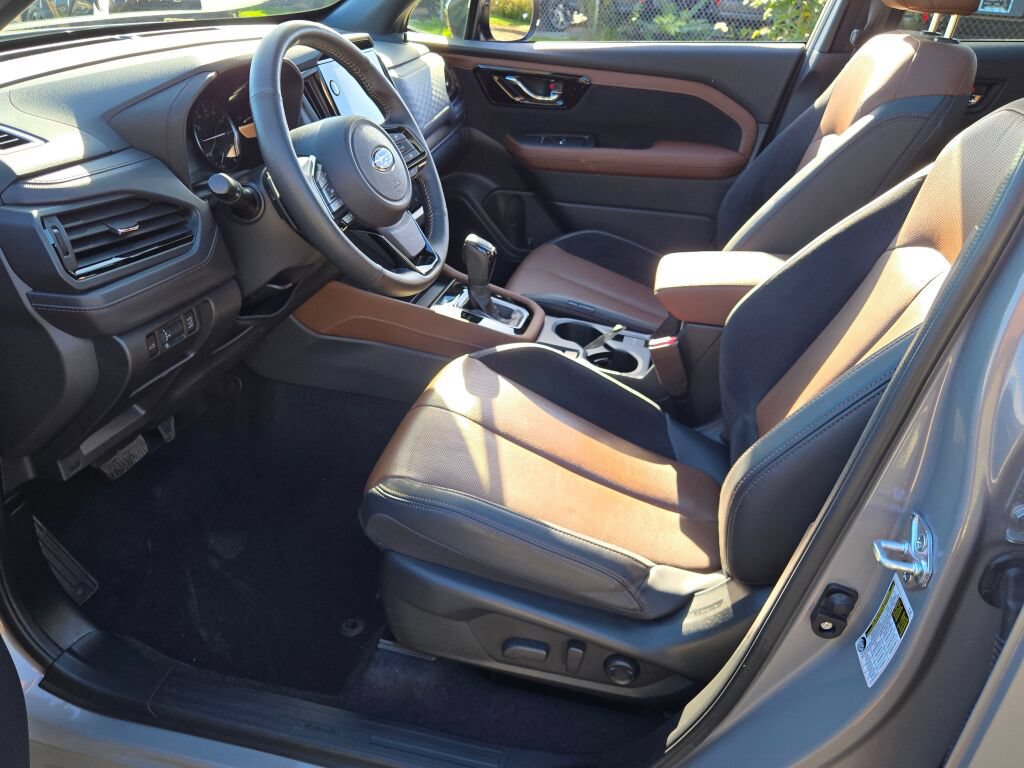 Certified 2025 Subaru Forester Touring AWD/4WD image 26