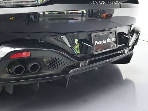 Used 2023 Aston Martin V8 Vantage Coupe RWD image 33