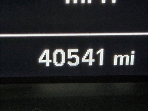 Used 2018 Chevrolet Equinox LT image 23