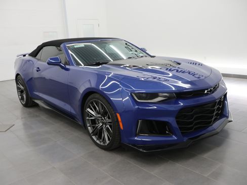 Used 2023 Chevrolet Camaro ZL1 RWD image 2