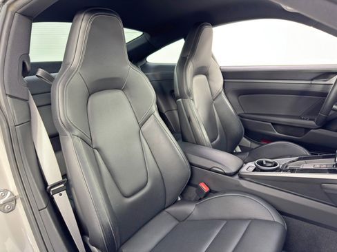 Used 2022 Porsche 911 Carrera S w/ Sport Package image 36