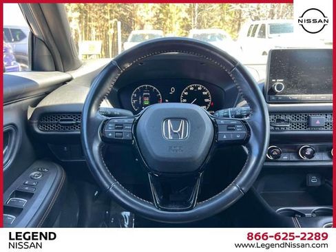 Used 2025 Honda HR-V Sport image 13