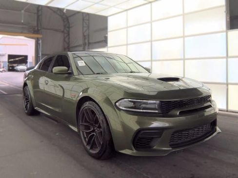 Used 2021 Dodge Charger Scat Pack RWD image 3