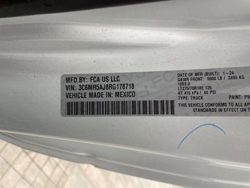 New 2024 RAM 2500 Tradesman w/ Chrome Appearance Group image 40