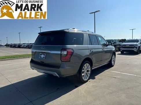 Used 2019 Ford Expedition Platinum AWD/4WD image 5