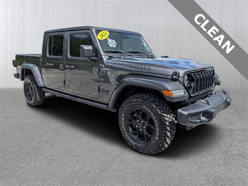 Used 2024 Jeep Gladiator Sport image 1