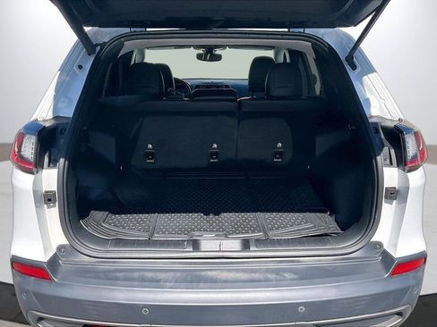 Used 2019 Jeep Cherokee Trailhawk w/ Comfort/Convenience Group image 25