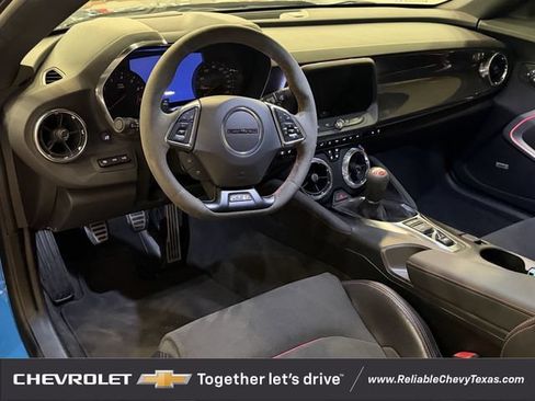 Used 2023 Chevrolet Camaro ZL1 RWD image 10