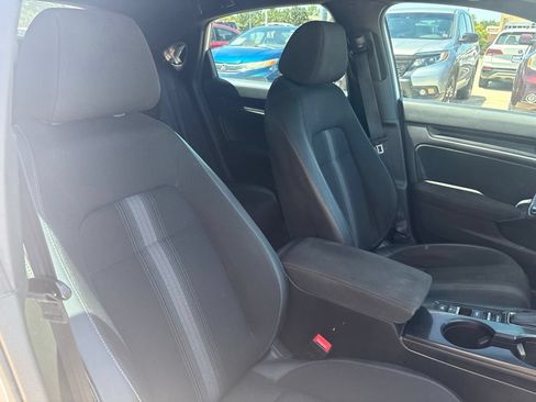 Used 2023 Honda Civic Sport image 23