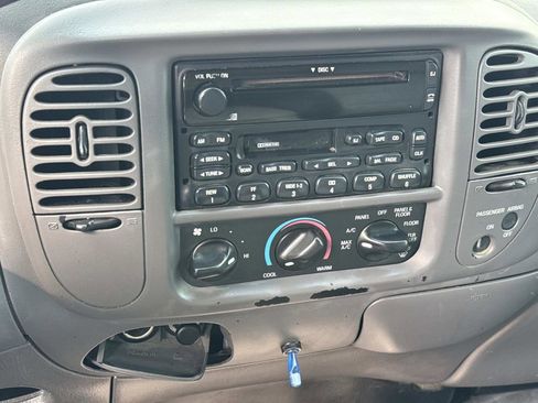 Used 2003 Ford F150 XL RWD image 25