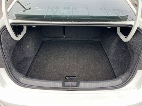 Used 2019 Volkswagen Jetta SEL image 14