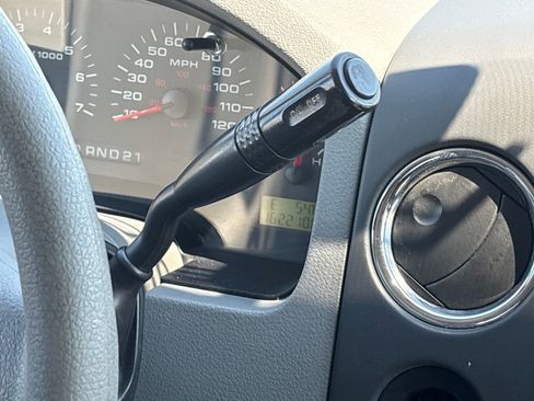 Used 2004 Ford F150 XLT RWD image 23