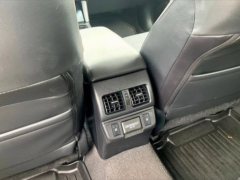 Used 2018 Subaru Outback 2.5i Limited image 28