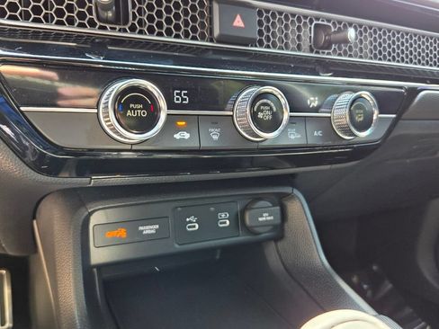 Used 2025 Honda Civic Sport image 19