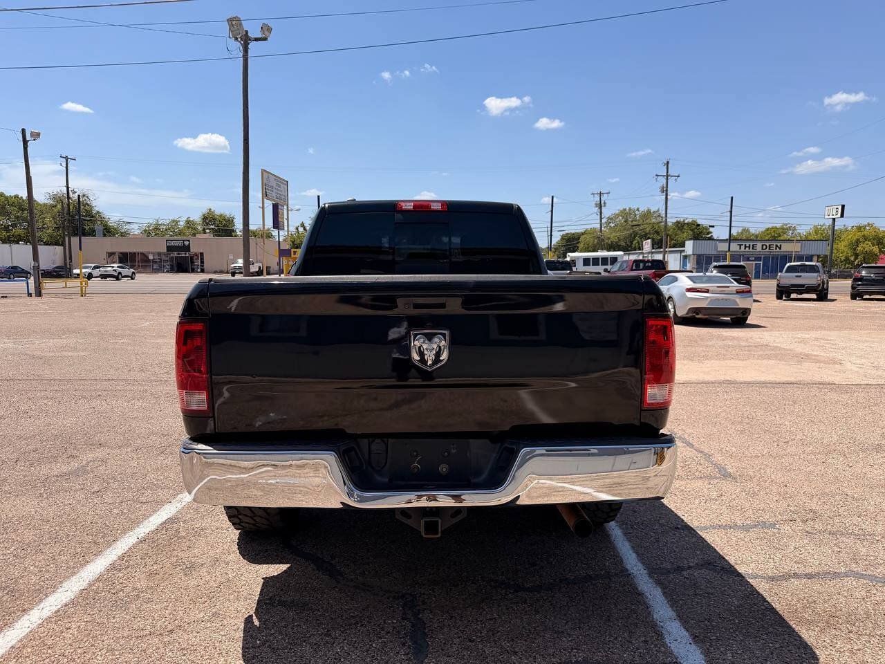 Used 2019 RAM 1500 Classic SLT RWD image 7