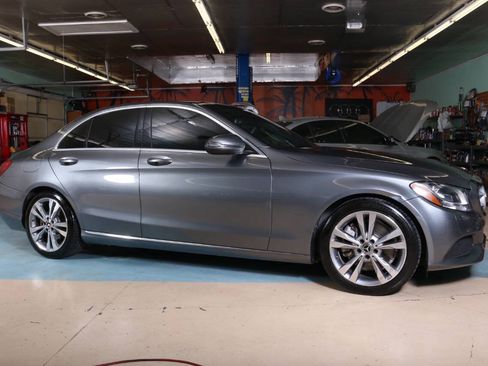 Used 2018 Mercedes-Benz C 300 Sedan image 3