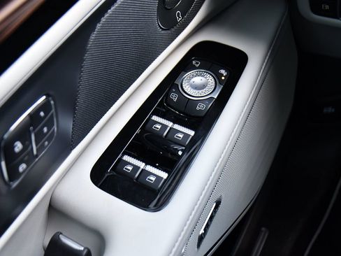 New 2026 Lincoln Nautilus Premier w/ Equipment Group 102A AWD/4WD image 24