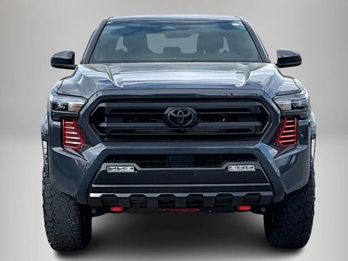 Used 2024 Toyota Tacoma SR5 image 3