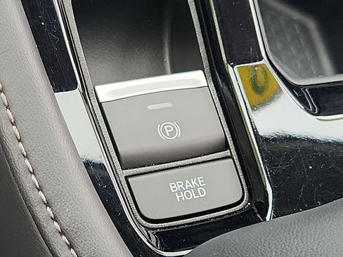 Used 2023 Honda Accord Touring image 26