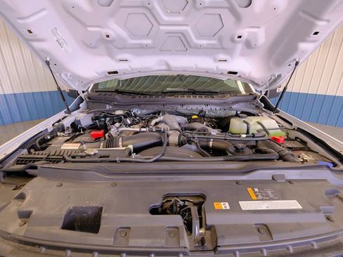 New 2025 Ford F250 XL w/ XL Chrome Package image 38