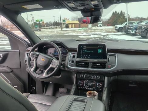 Used 2023 Chevrolet Suburban Premier w/ Premium Package image 48