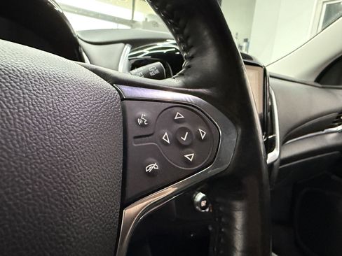 Used 2019 Chevrolet Traverse LT image 14