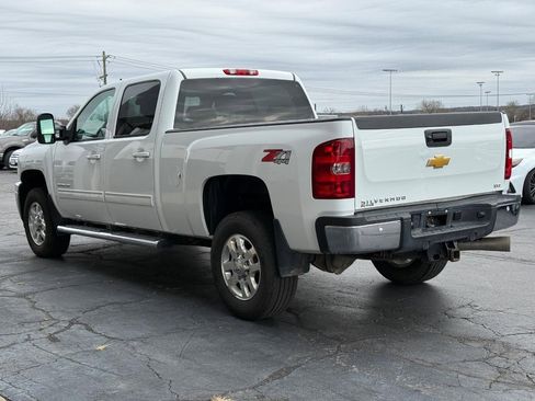 Used 2014 Chevrolet Silverado 2500 LTZ w/ LTZ Plus Package image 5