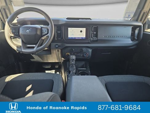 Used 2022 Ford Bronco 4-Door AWD/4WD image 12