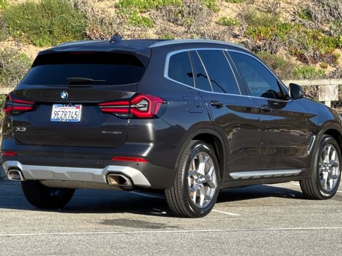 Certified 2023 BMW X3 sDrive30i w/ Premium Package RWD image 2