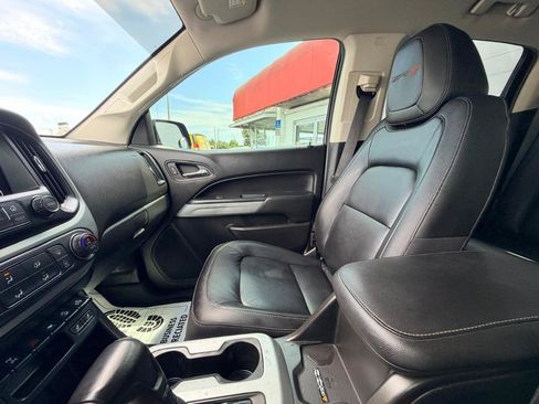 Used 2018 Chevrolet Colorado ZR2 w/ LPO, Premium Interior Package AWD/4WD image 39