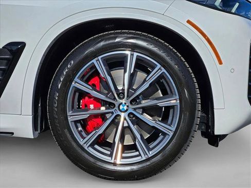 New 2026 BMW X5 xDrive50e w/ M Sport Package image 10
