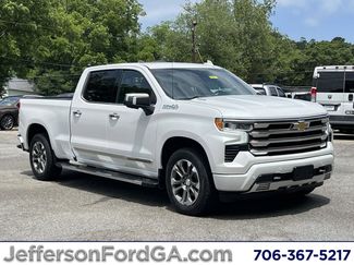 Used 2022 Chevrolet Silverado 1500 High Country w/ Z71 Off-Road Package AWD/4WD video 1