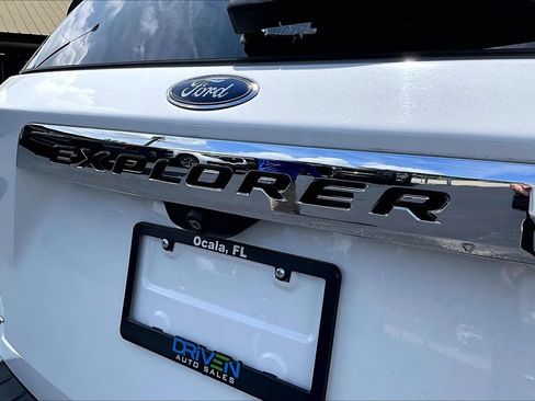Used 2020 Ford Explorer XLT w/ Class III Trailer Tow Package RWD image 33