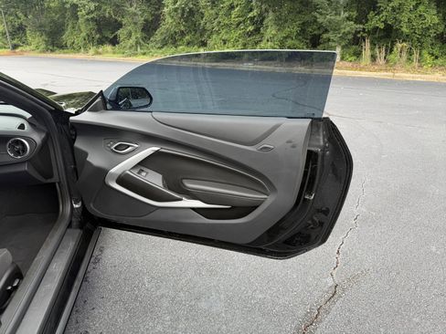 Used 2023 Chevrolet Camaro LT RWD image 13