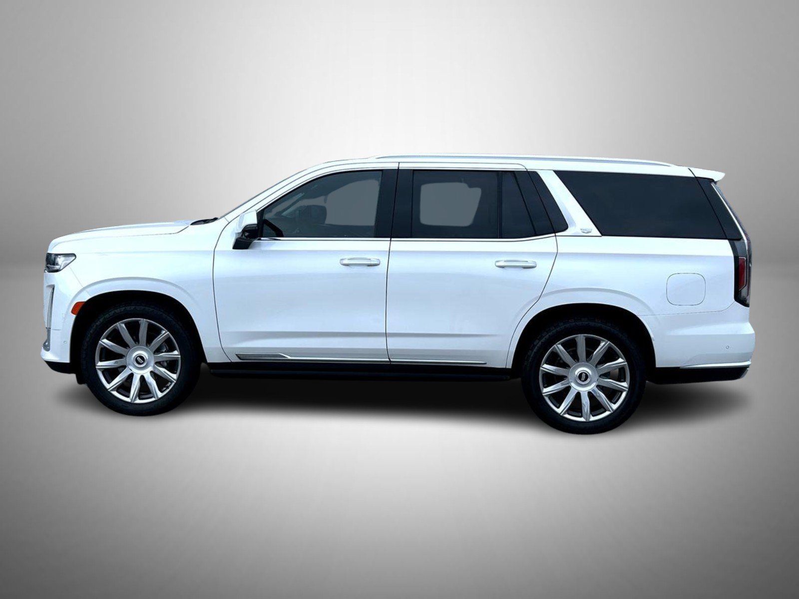 Used 2021 Cadillac Escalade Premium Luxury Platinum w/ Heavy-Duty Trailer Package AWD/4WD image 8