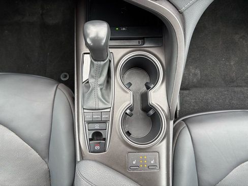 Used 2024 Toyota Camry XSE image 20