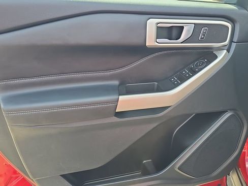 Certified 2023 Ford Explorer XLT w/ Equipment Group 202A AWD/4WD image 8