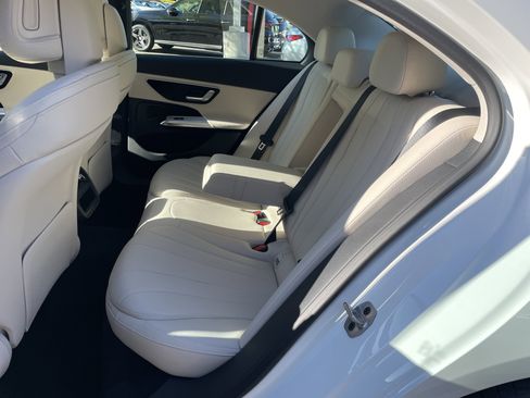 New 2026 Mercedes-Benz E 350 4MATIC Sedan image 37